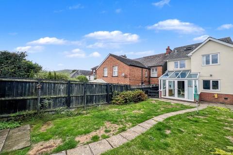 3 bedroom detached house for sale, Hereford Road, Abergavenny, NP7