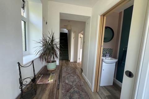 3 bedroom detached house for sale, Hereford Road, Abergavenny, NP7