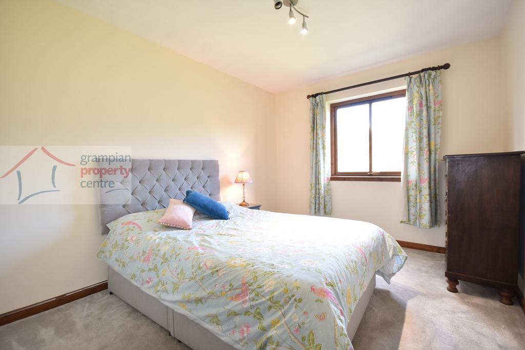 Bed 4 ground floor.JPG
