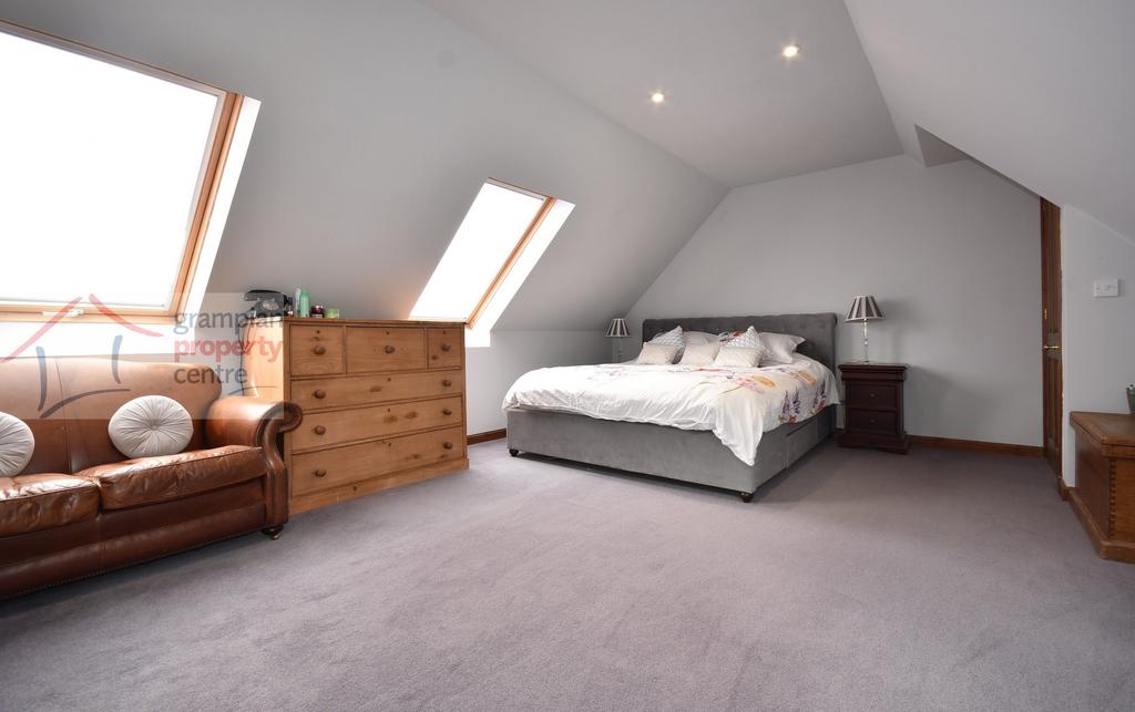 Bed 11st floor .JPG