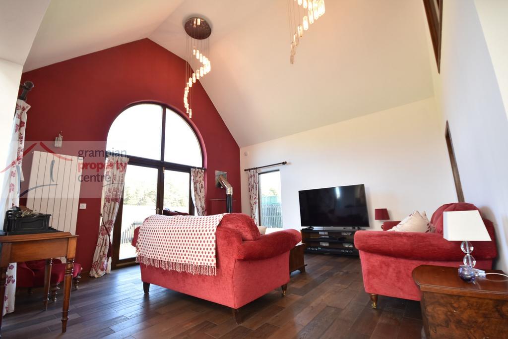 Family Room .JPG
