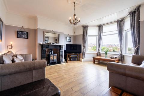 5 bedroom terraced house for sale, Southcliff, Whitley Bay