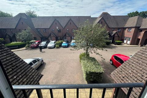 undefined, Willow Court, Chichester