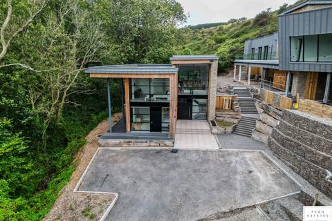 4 bedroom detached house for sale, Southshore, Seaton