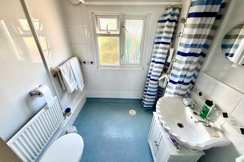 undefined, Penton Park, Chertsey, Surrey, KT16