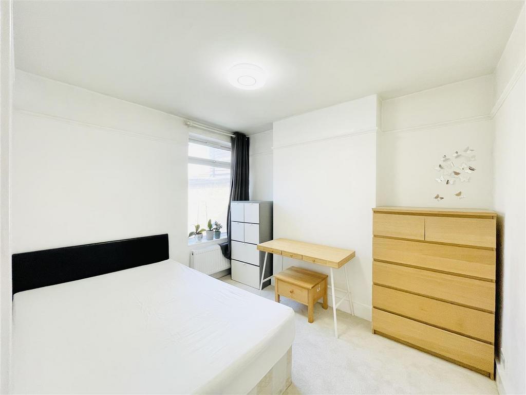 Bedroom 3.jpg