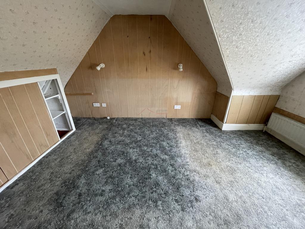 Bedroom 4.JPG
