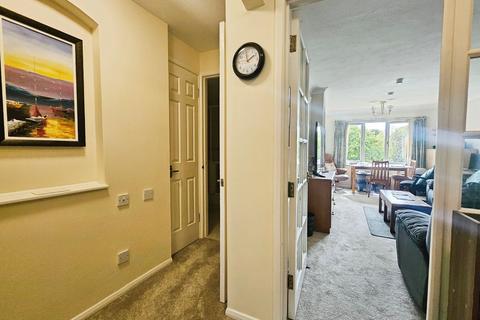 undefined, Chesterton Court, Horsham, West Sussex