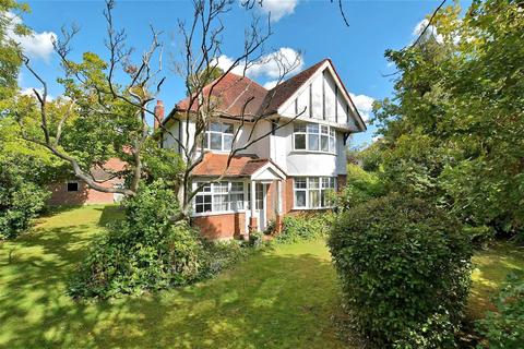 Middle Street, Nazeing, Essex