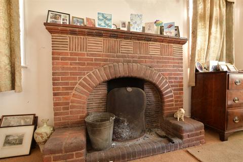 undefined, Middle Street, Nazeing, Essex