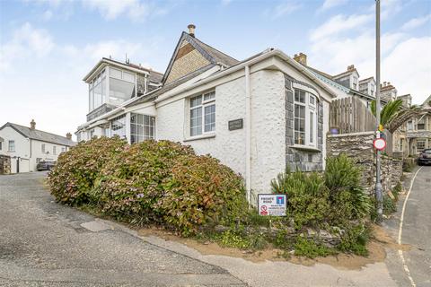 2 bedroom cottage for sale, Porth Bean Road, Newquay TR7