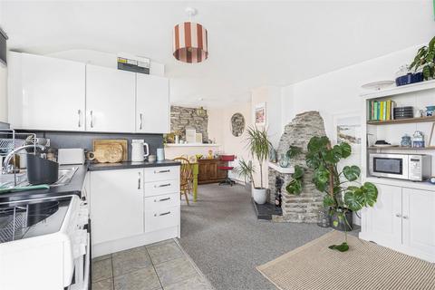 2 bedroom cottage for sale, Porth Bean Road, Newquay TR7