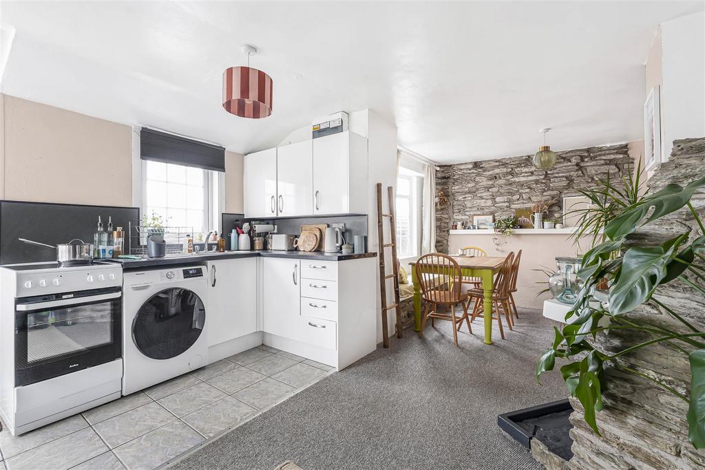 Kitchen / living / dining room