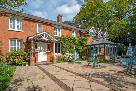 5 bedroom house for sale, Old Wokingham Road, RG40