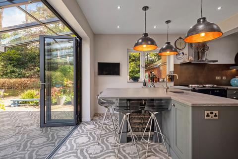 5 bedroom house for sale, Old Wokingham Road, RG40