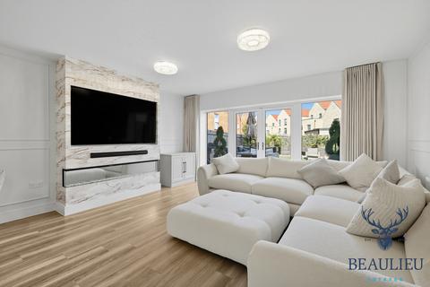 3 bedroom detached house for sale, Beaulieu Park CM1