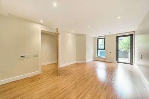3 bedroom apartment for sale, Maltby Street, London