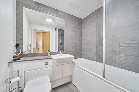 2 bedroom flat for sale, Aerodrome Road, Eldon House, NW9