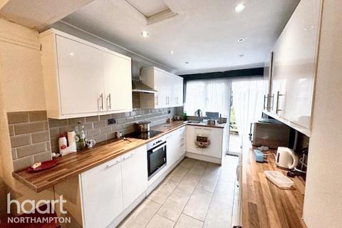 3 bedroom terraced house for sale, Peverels Way, Northampton