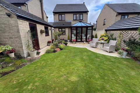 3 bedroom detached house for sale, Coppice View, Idle