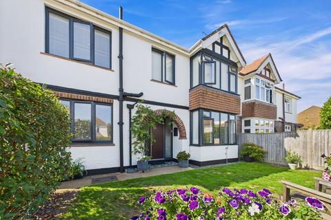 Pevensey Park Road, Pevensey BN24