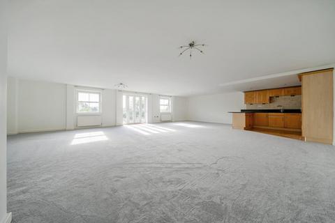 2 bedroom flat for sale, Shawford Road, Shawford, Winchester