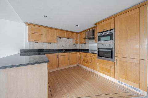 2 bedroom flat for sale, Shawford Road, Shawford, Winchester