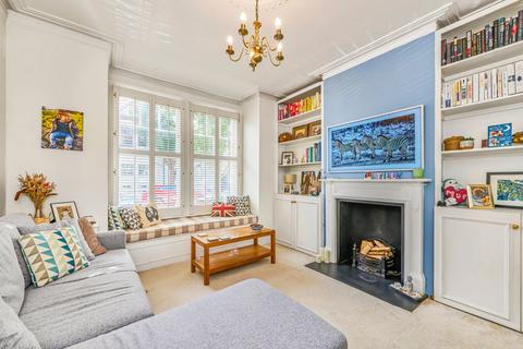 2 bedroom flat for sale, Treport Street, Earlsfield, London, SW18