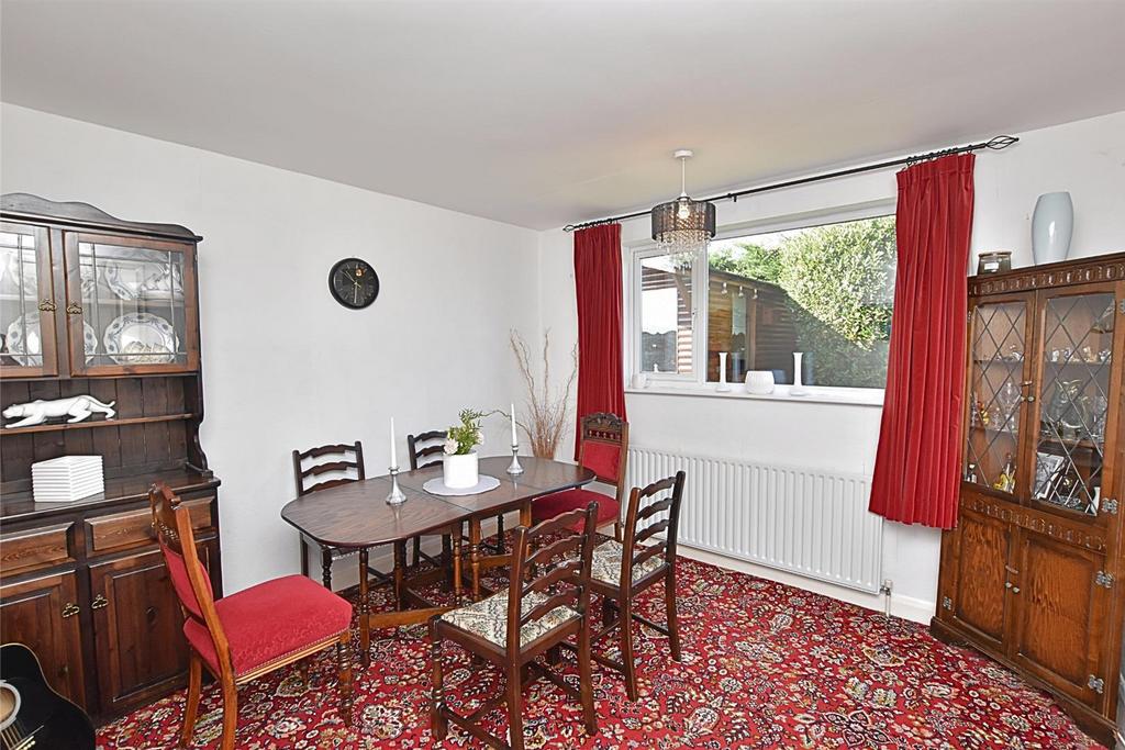 Dining room/fourth bedroom