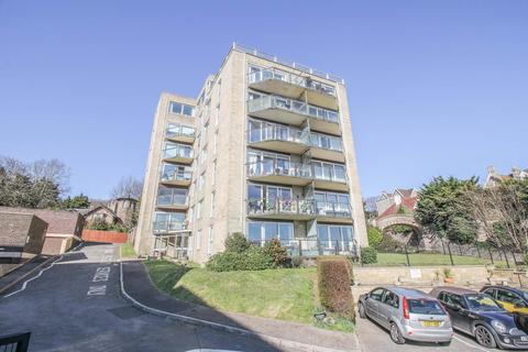 undefined, Villa Rosa, Shrubbery Avenue