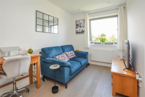 1 bedroom apartment for sale, Hubert Road, Brentwood