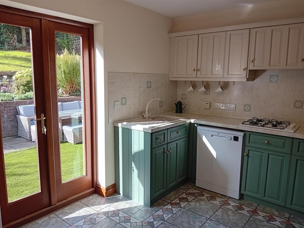 Kitchen.jpg