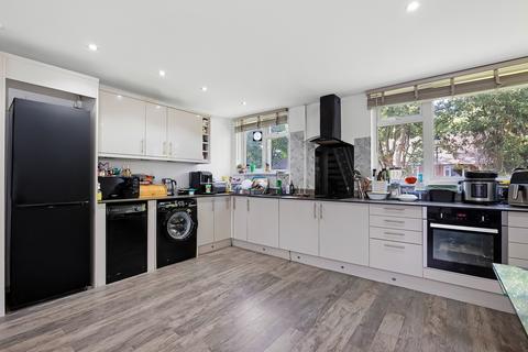 undefined, Rutland Court, Caveside Close, Chislehurst, BR7
