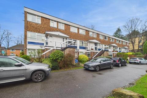 2 bedroom maisonette for sale, Rutland Court, Caveside Close, Chislehurst, BR7