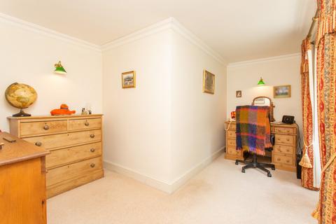 5 bedroom detached house for sale, Old Rectory Close, Ashford, TN25