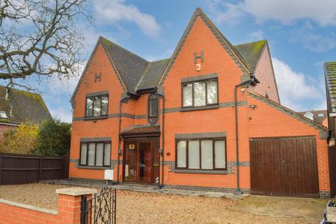 73 Avenue Road, Leicester, LE2 3EA