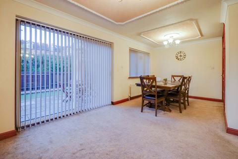 73 Avenue Road, Leicester, LE2 3EA