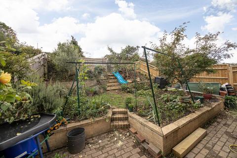 18 Hamble Drive, Abingdon, OX14 3TE