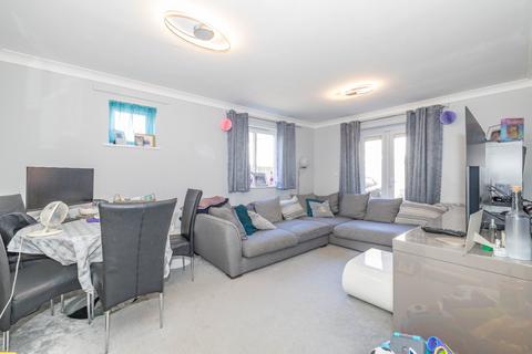 2 bedroom flat for sale, Milne Road, Willesborough, Ashford, Kent, TN24