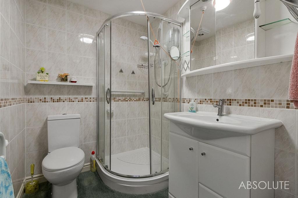 Main Shower room