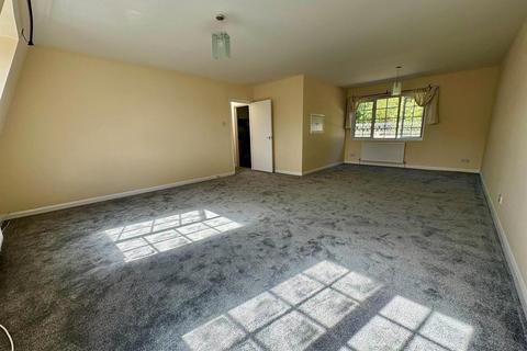 undefined, Herga Court, Harrow on the Hill HA1 3RS