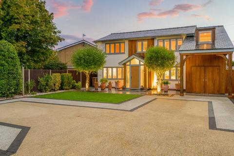 4 bedroom detached house for sale, Tytton Lane East, Boston, PE21
