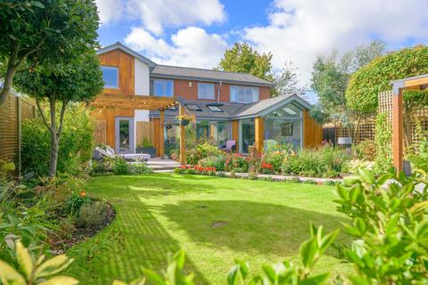 4 bedroom detached house for sale, Tytton Lane East, Boston, PE21