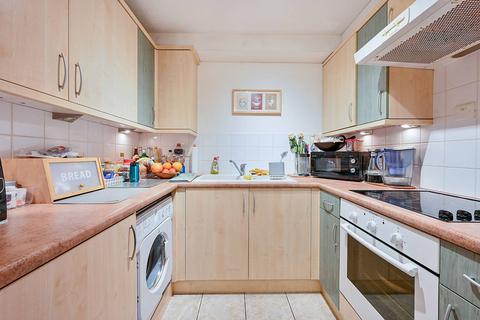 1 bedroom flat for sale, Cotton Avenue, North Acton, London, W3