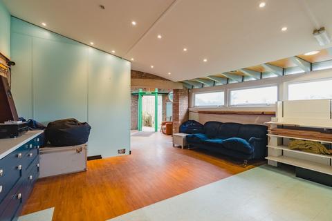 undefined, Brook Lodge, Threshers, Crediton, EX17 3JJ