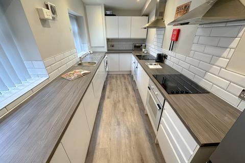 1 bedroom in a house share to rent, Cameron Street, L7 0EN,
