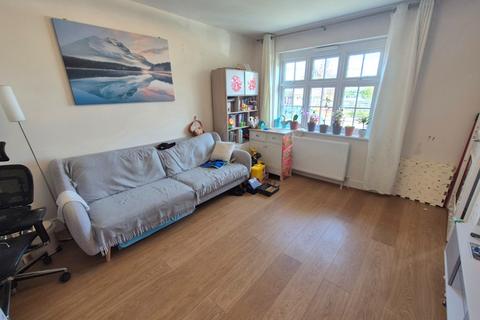 undefined, Hunting Drive, Luton, Bedfordshire, LU2 0GA