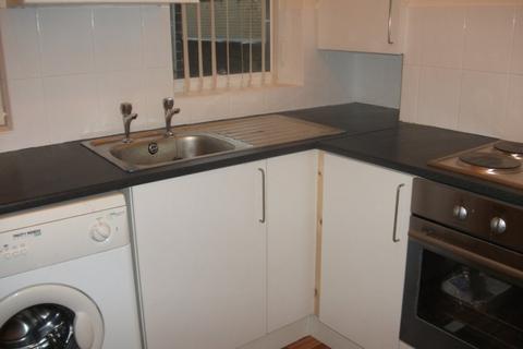 1 bedroom in a house share to rent - 6 Park Street, Wombwell