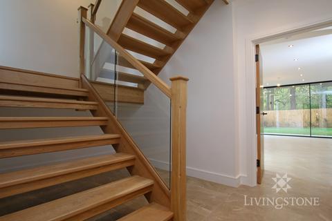 undefined, Carisbrooke Road, Leicester LE2