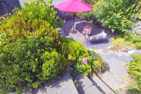 undefined, Angorfa, Pensarn